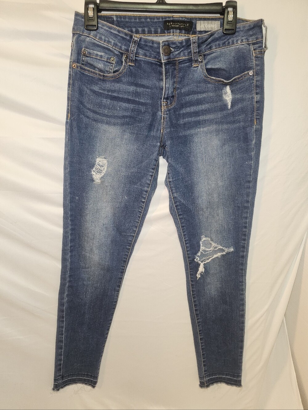 Aeropostale Disressed Jeggings Jeans Women’s 8 Regular Skinny Stretch